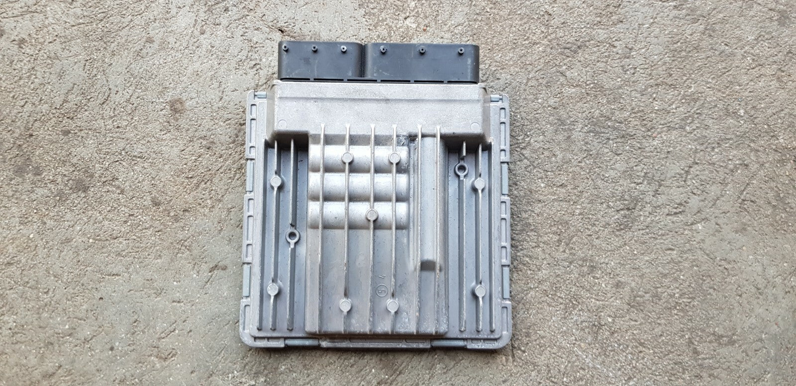 BMW Motorsteuergerät Steuergerät 8613000 5WK91168