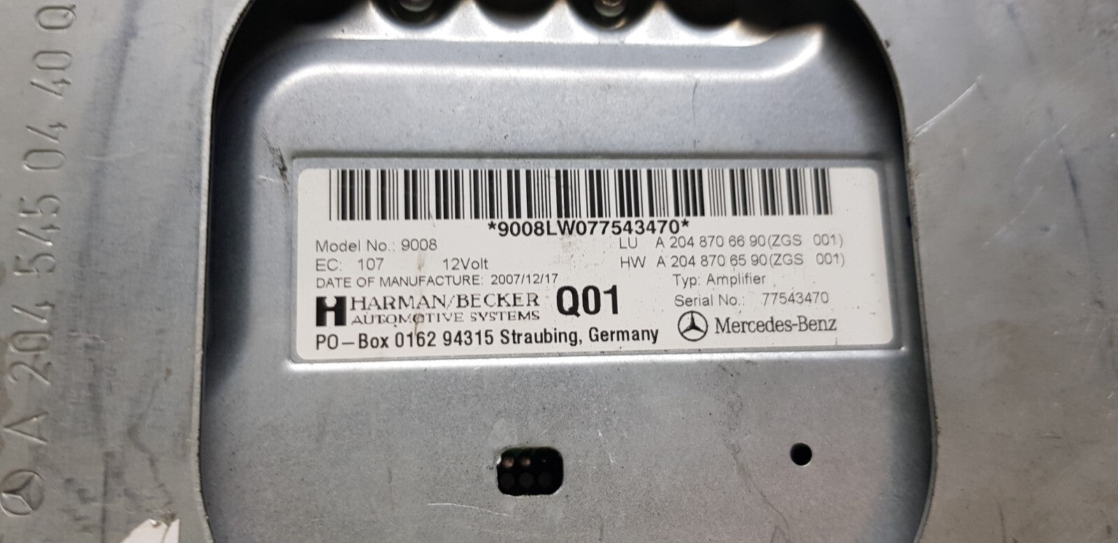 Mercedes W204 Verstärker Soundsystem A 2048706690 A 2048706590