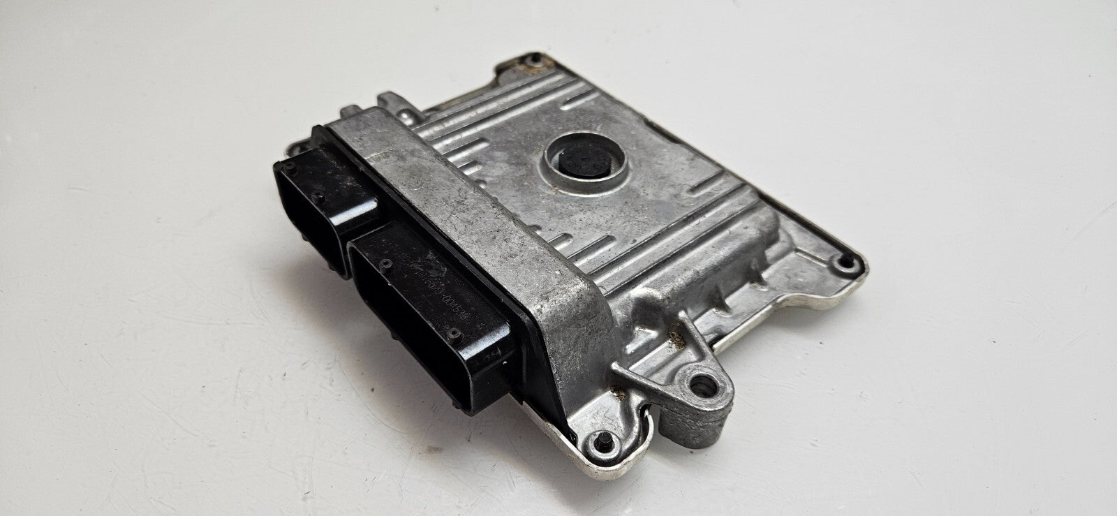 Honda Jazz Motorsteuergerät Steuergerät 37820-58R-EE2 J965-301452