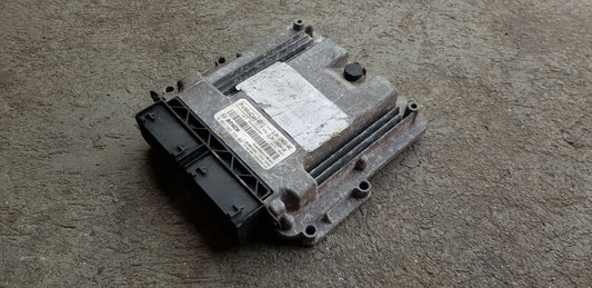 Ford Motorsteuergerät Steuergerät DL3A-12A650-AAC 0261S09555