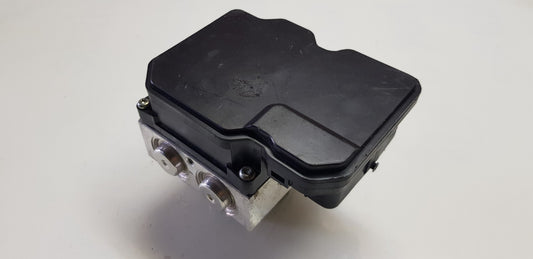 Toyota Hilux ABS Hydraulikblock Pumpe Steuergerät 44540-71061 116040-49320