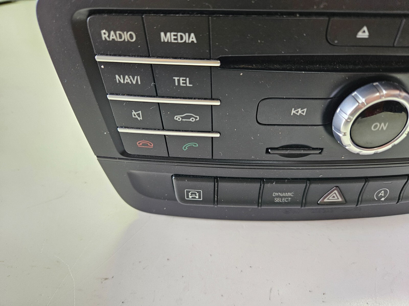 Mercedes Headunit Navigationssystem Navi Radio GPS A 2469003818 mit PIN Code ♻️