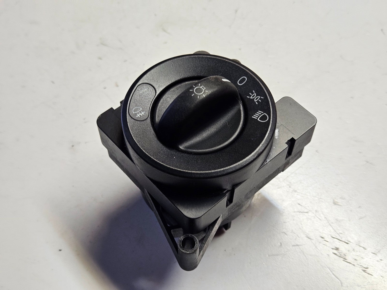 Mercedes Sprinter W906 Lichtschalter A 9069052601 ♻️