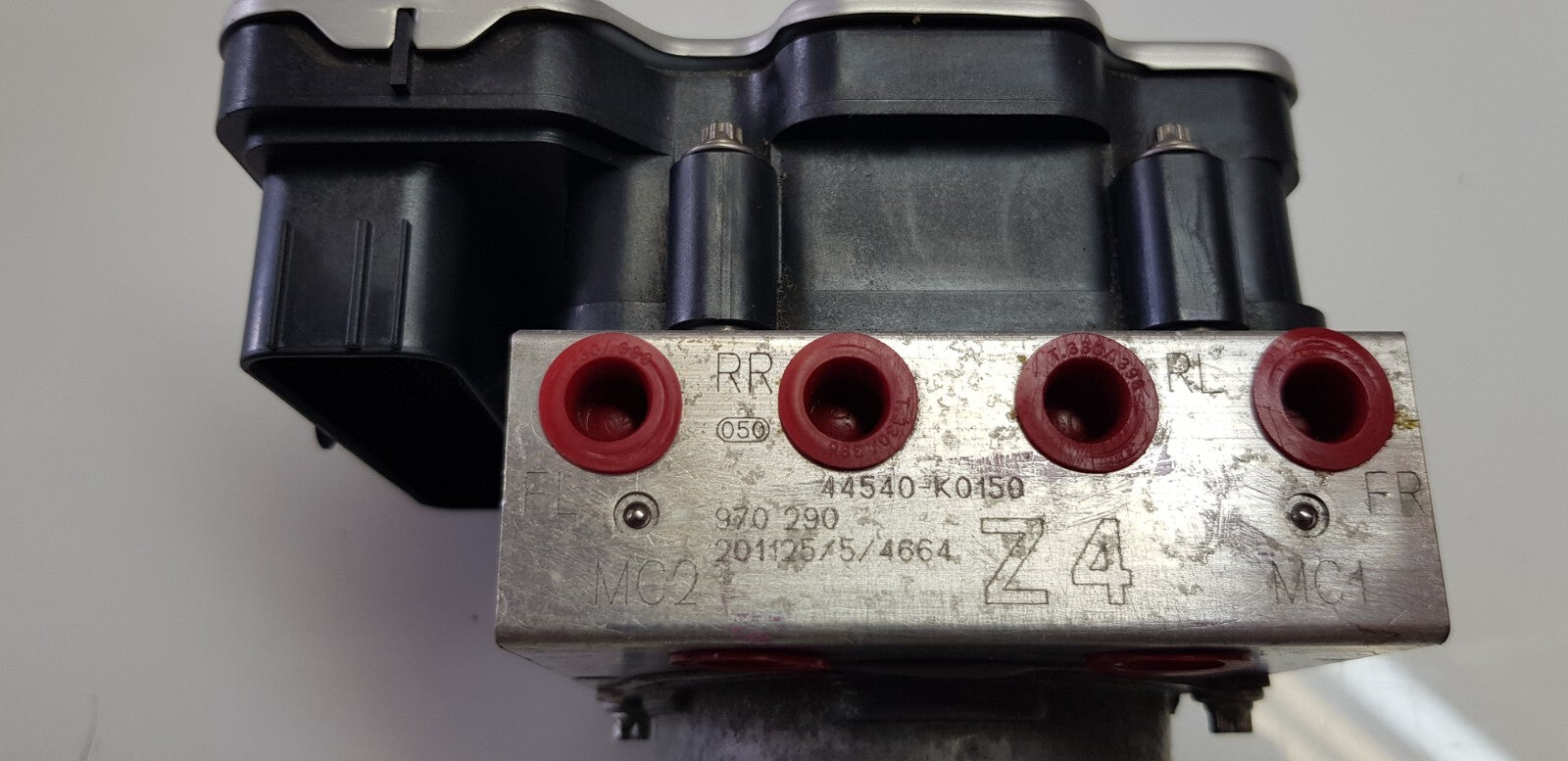 Toyota Yaris ABS Hydraulikblock Pumpe Steuergerät 44540-K0150 0265957020