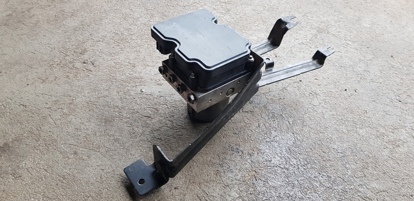 Mercedes ABS Hydraulikblock Hydraulikaggregat A 1779009203 A 1779021204