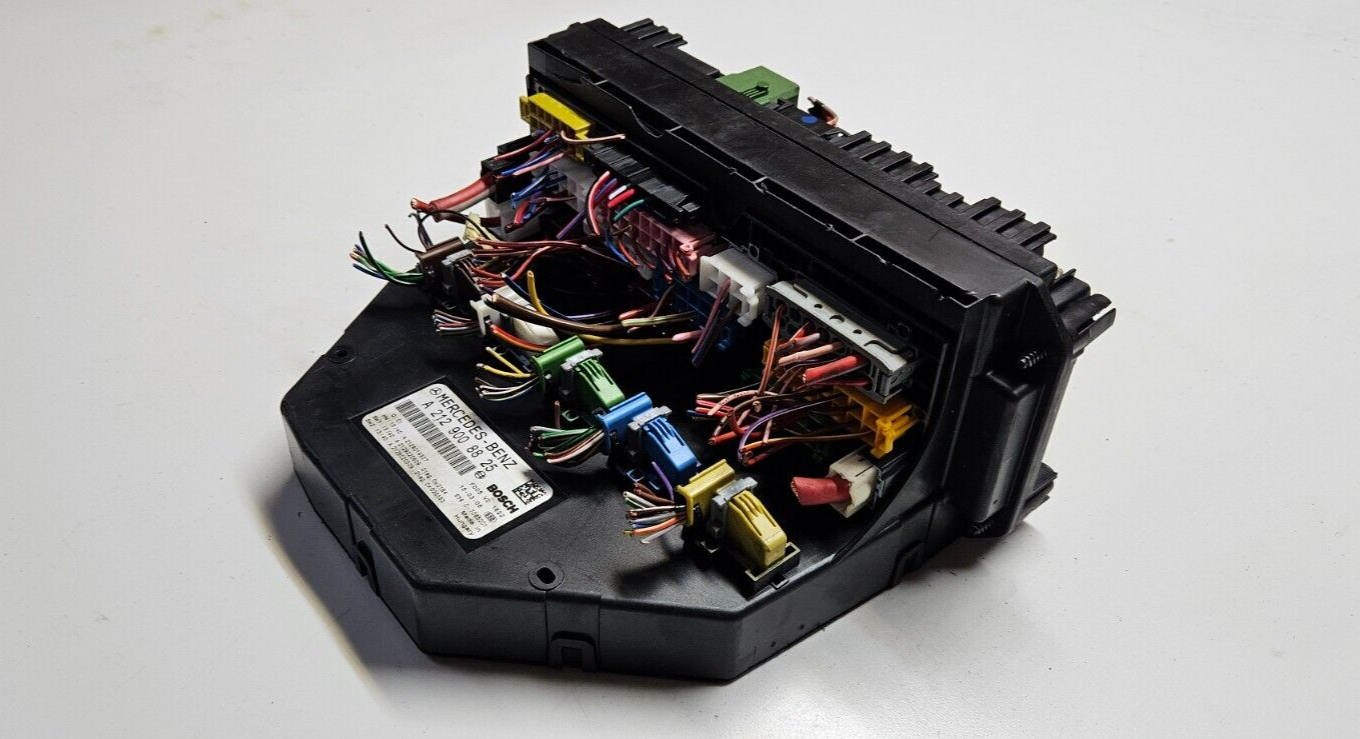 Mercedes W204 SAM Steuergerät Sicherungskasten A 2129008825 A 2129014307