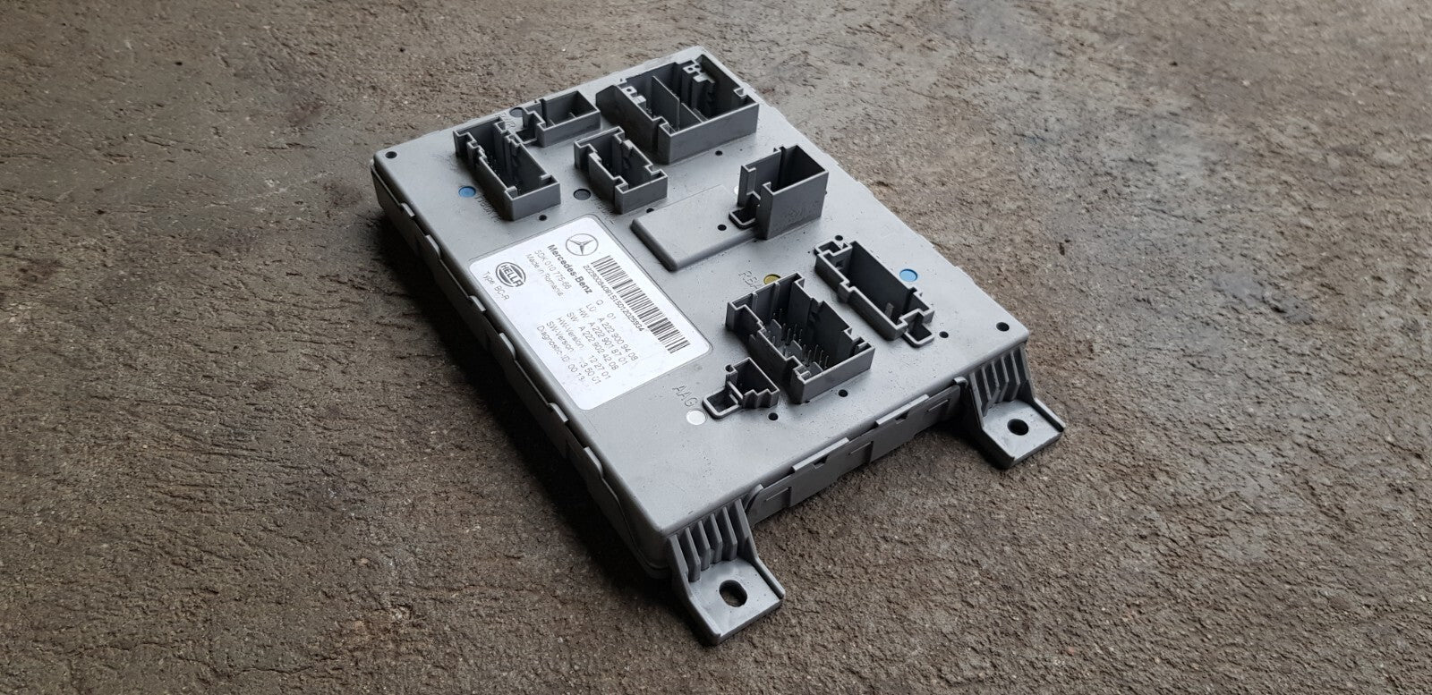 Mercedes W222 SAM Steuergerät A 2229009408 A 2229018701