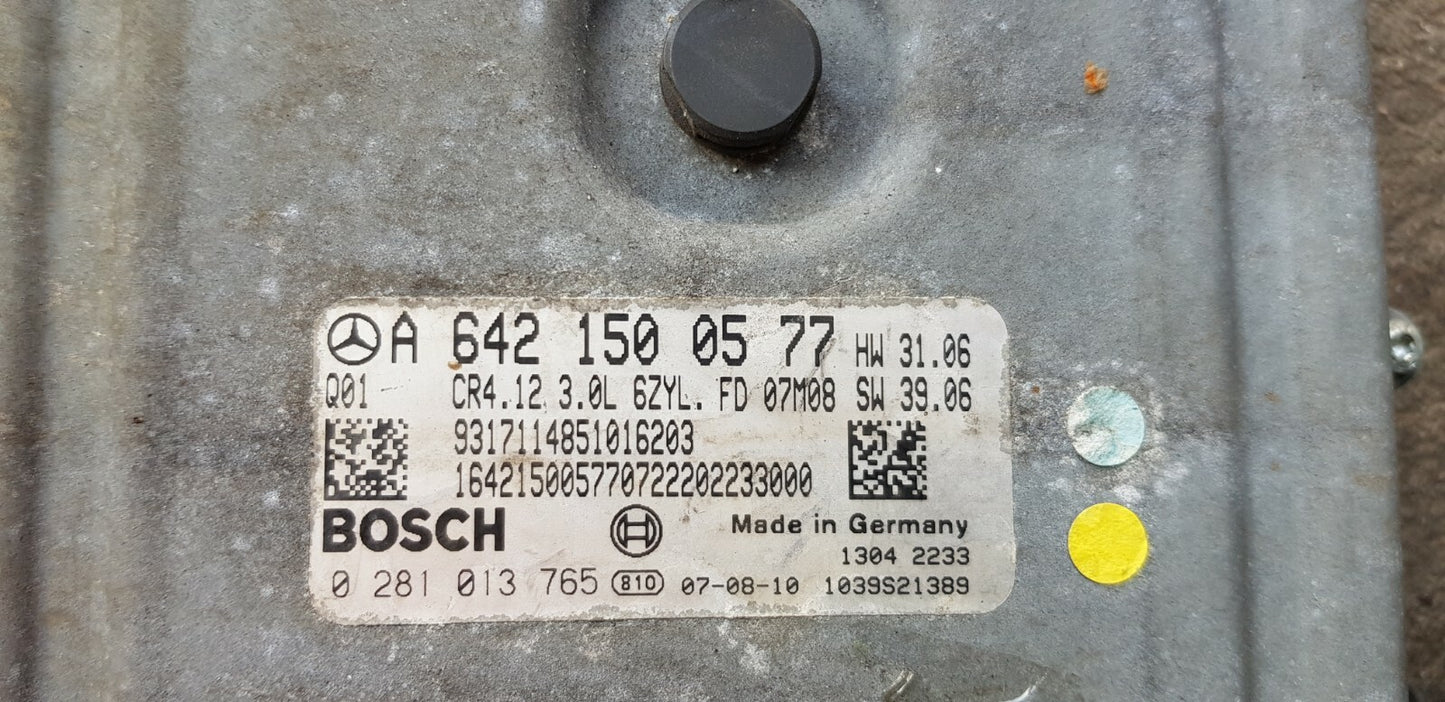 Mercedes Motorsteuergerät mit Wegfahrsperre A 6421500577 0281013765