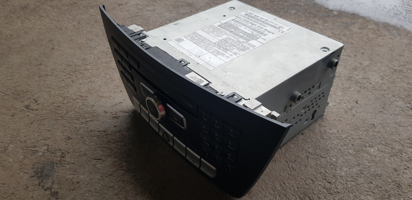 Mercedes W204 Headunit Navigationssystem A 2049006009 A 2049012203 mit PIN Code