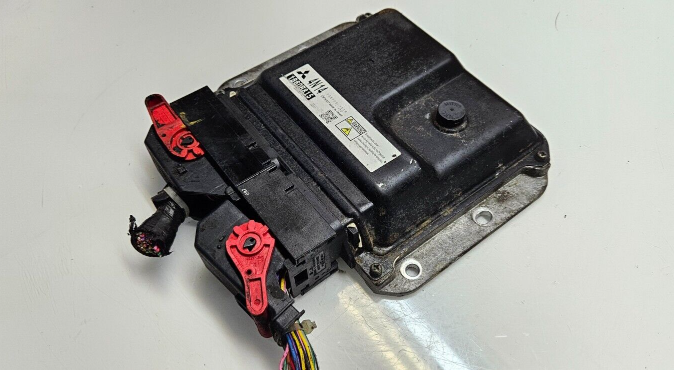 Mitsubishi Motorsteuergerät Steuergerät 275700-1734 1860B815 ♻️