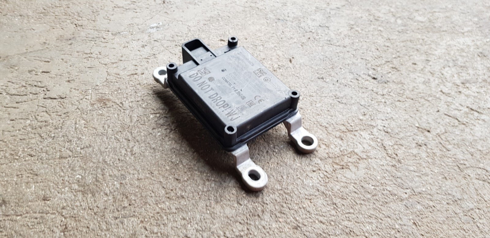 Nissan Qashqai Abstandsregelung Radarsensor Steuergerät 28438-6FL5A