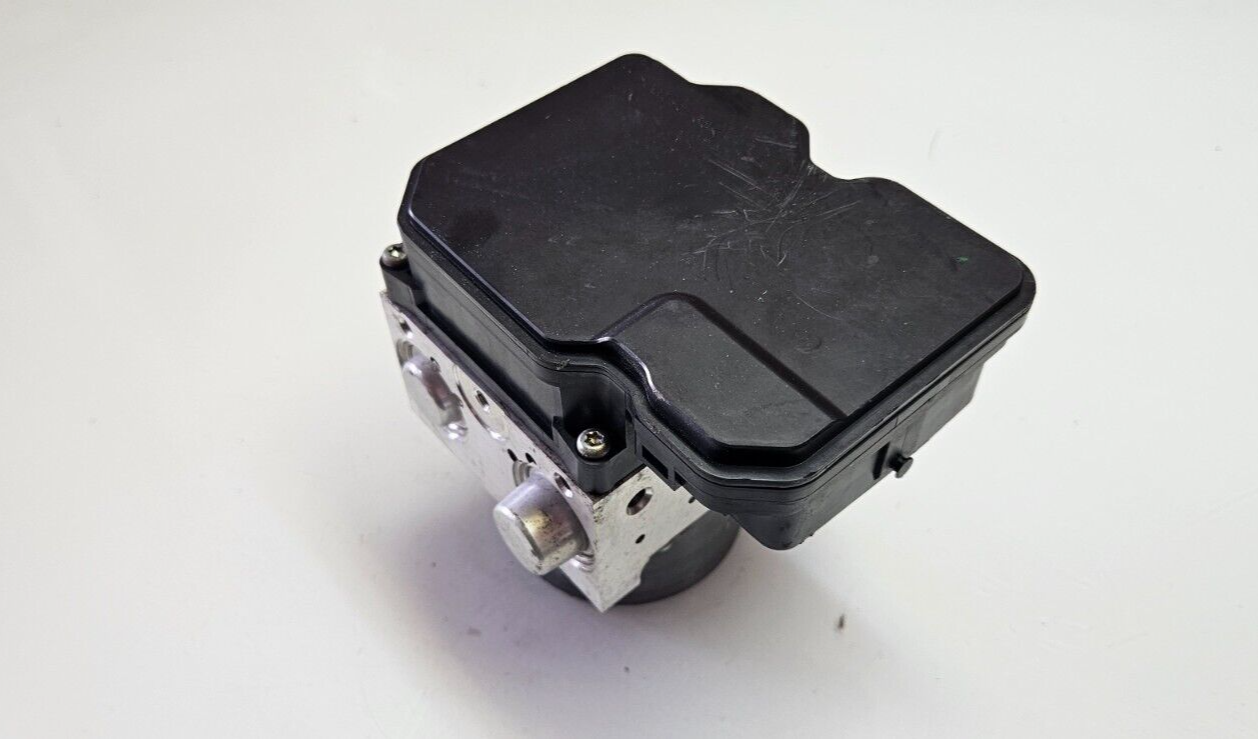 Isuzu D-Max ABS Hydraulikblock Pumpe Steuergerät 116040-47540 898372966