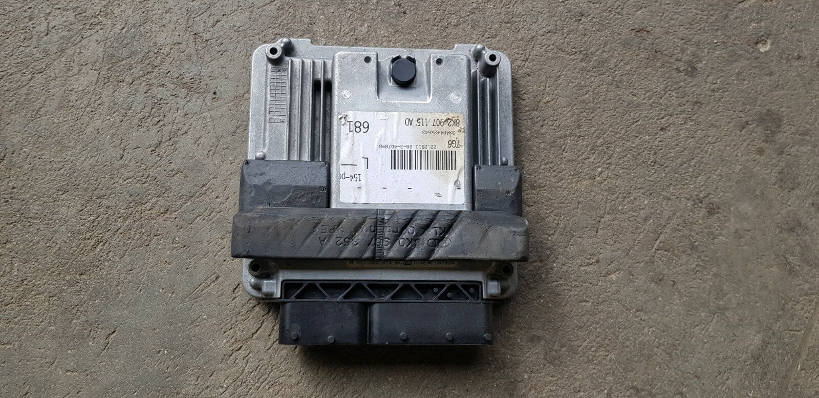 Audi Motorsteuergerät Steuergerät 8K2907115AD 0261S05979