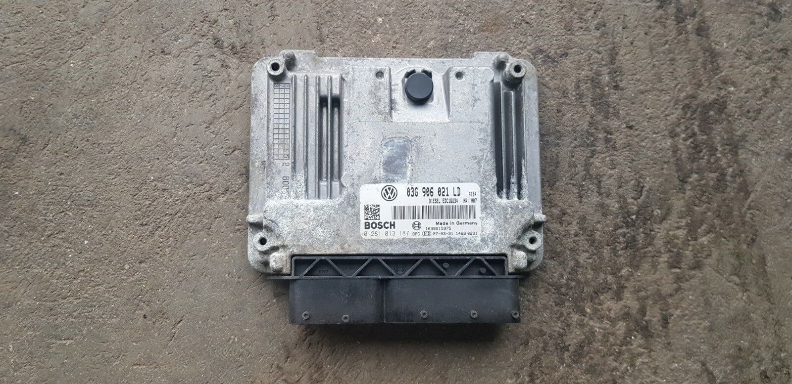 Skoda Motorsteuergerät Steuergerät 03G906021LD 0281013187 mit PIN CODE