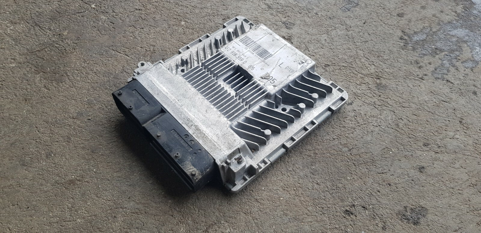 Audi A6 Motorsteuergerät Steuergerät 4F1907559E 5WP4519802