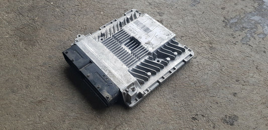 Audi A6 Motorsteuergerät Steuergerät 4F1907559E 5WP4519802