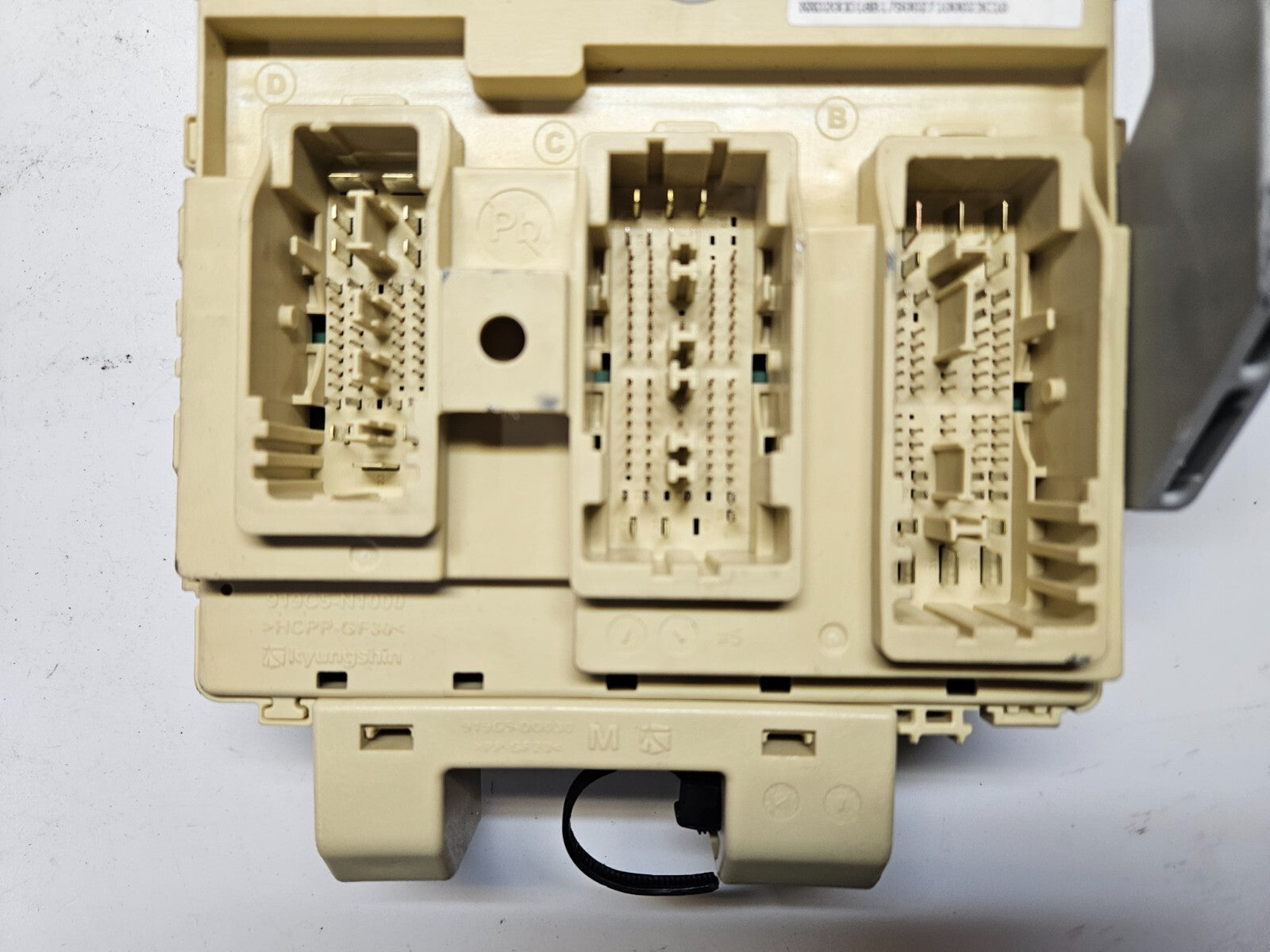 Hyundai Tucson Sicherungskasten Steuergerät 91960-N7020 H/W:1.00 S/W:23C1 ♻️