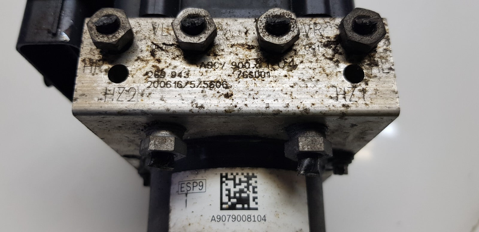 Mercedes Sprinter ABS Hydraulikblock Pumpe Steuergerät A 9079008104 0265956615