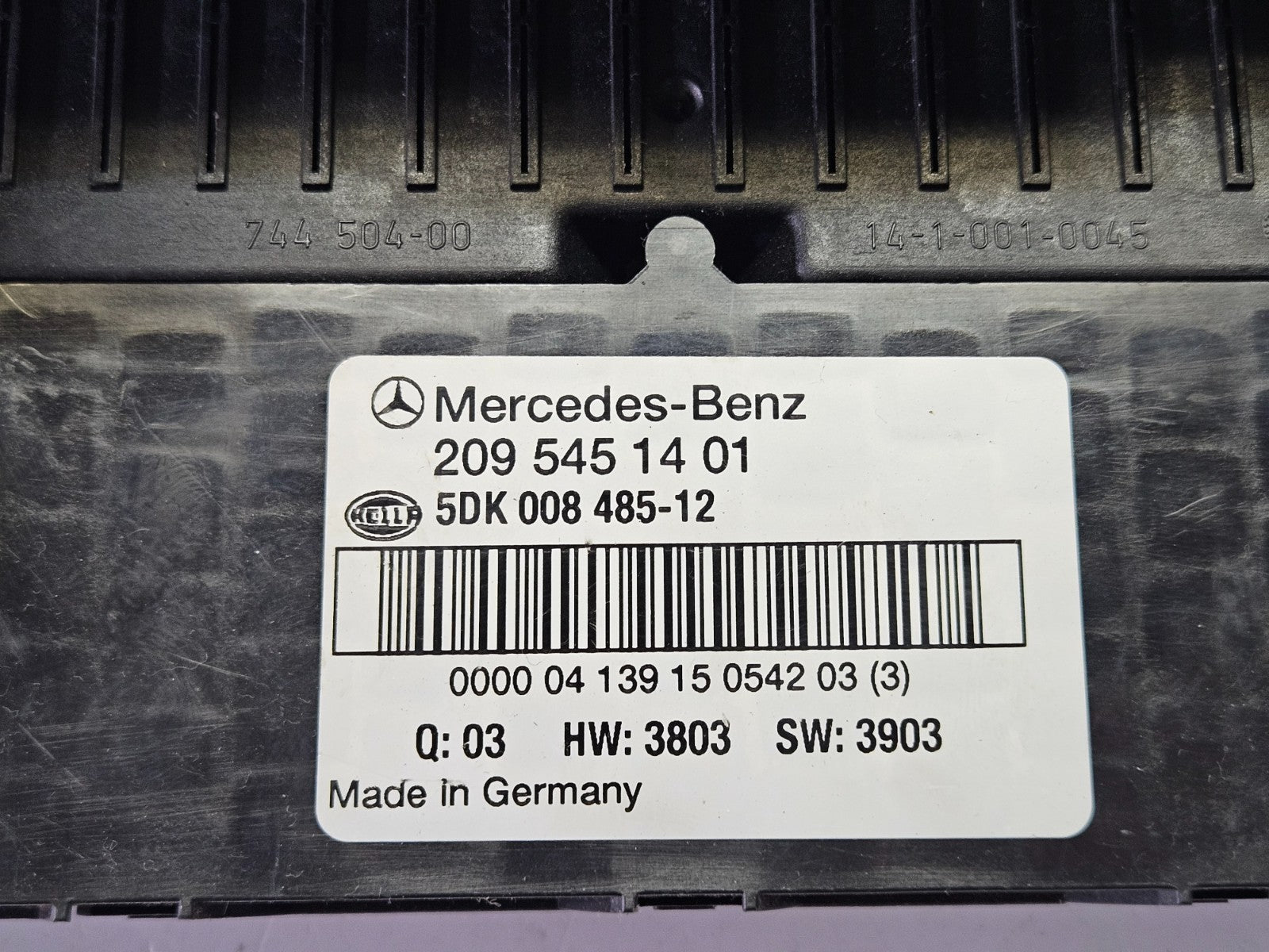 Mercedes C-Klasse W203 Sicherungskasten Steuergerät 2095451401 5DK008485-12 ♻️