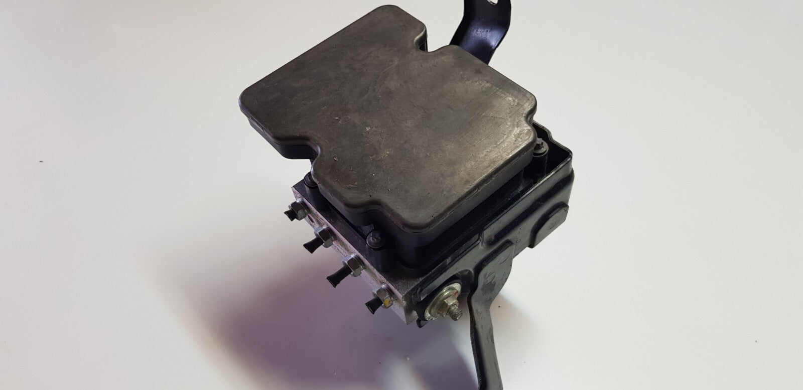 Mitsubishi Pajero ABS Hydraulikblock Pumpe Steuergerät 4670B425 0265956803