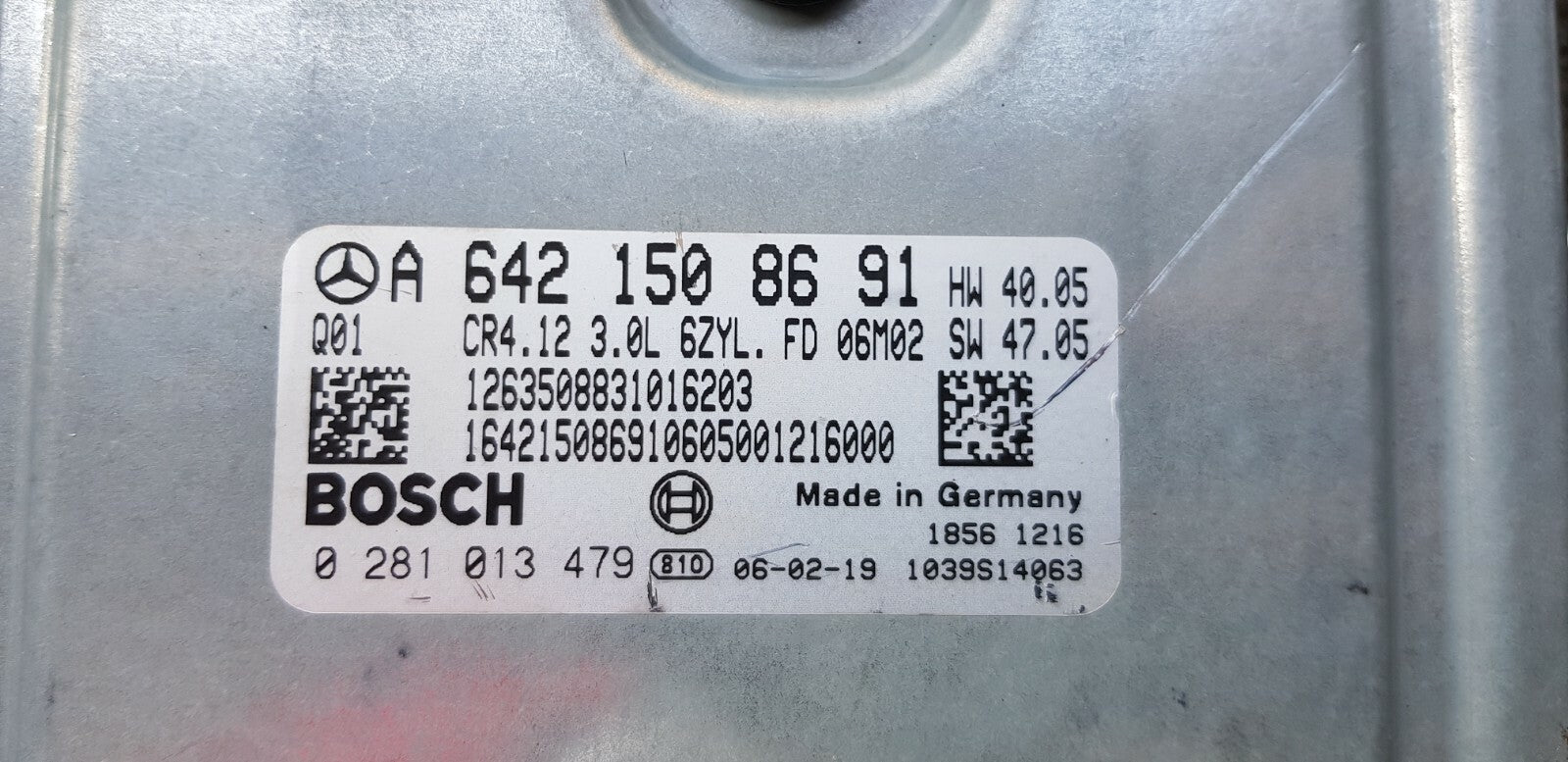 Mercedes Motorsteuergerät mit Wegfahrsperre A 6421508691 0281013479