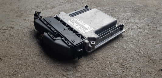 Mercedes W639 Motorsteuergerät Steuergerät A 6461532691 0281012066