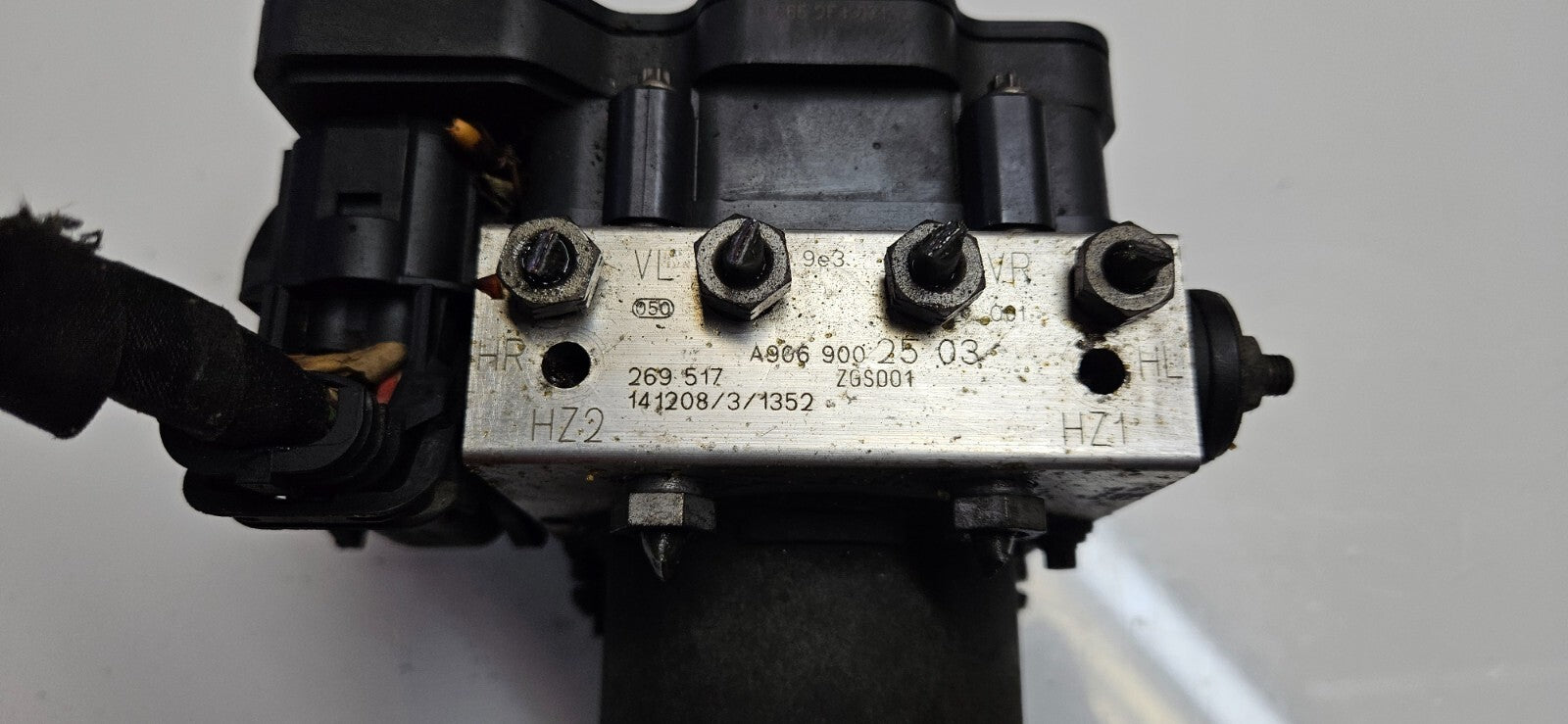 Mercedes Sprinter ABS Hydraulikblock Pumpe Steuergerät A 9069002503 0265956032