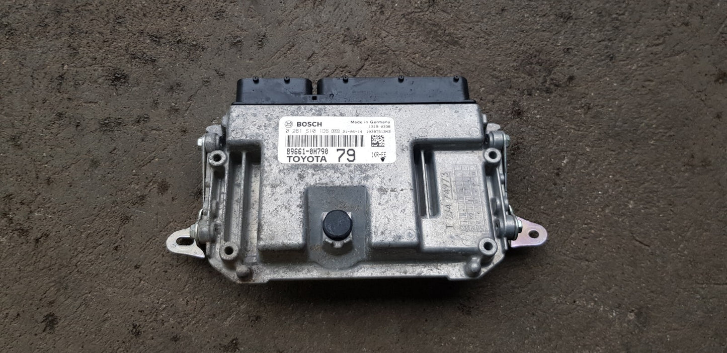 Toyota Aygo Motorsteuergerät Steuergerät 89661-0H790 0261S101DB
