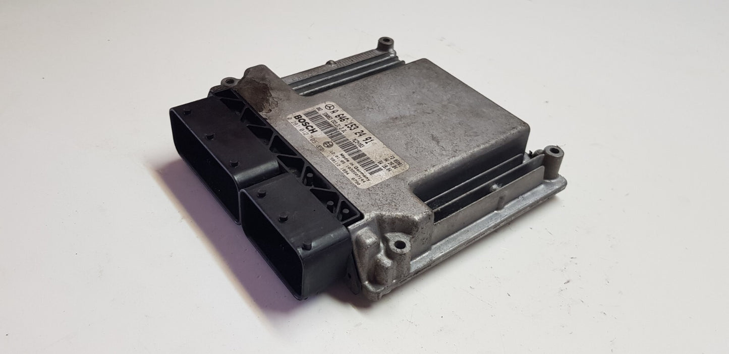 Mercedes Vito Viano W639 Motorsteuergerät A 6461532491 0281012105 PLUG & PLAY