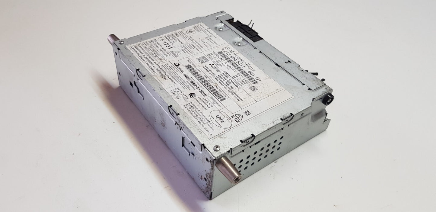 Mercedes W213 Headunit Navigationssystem A 2139005311 A 2139011800 mit PIN Code