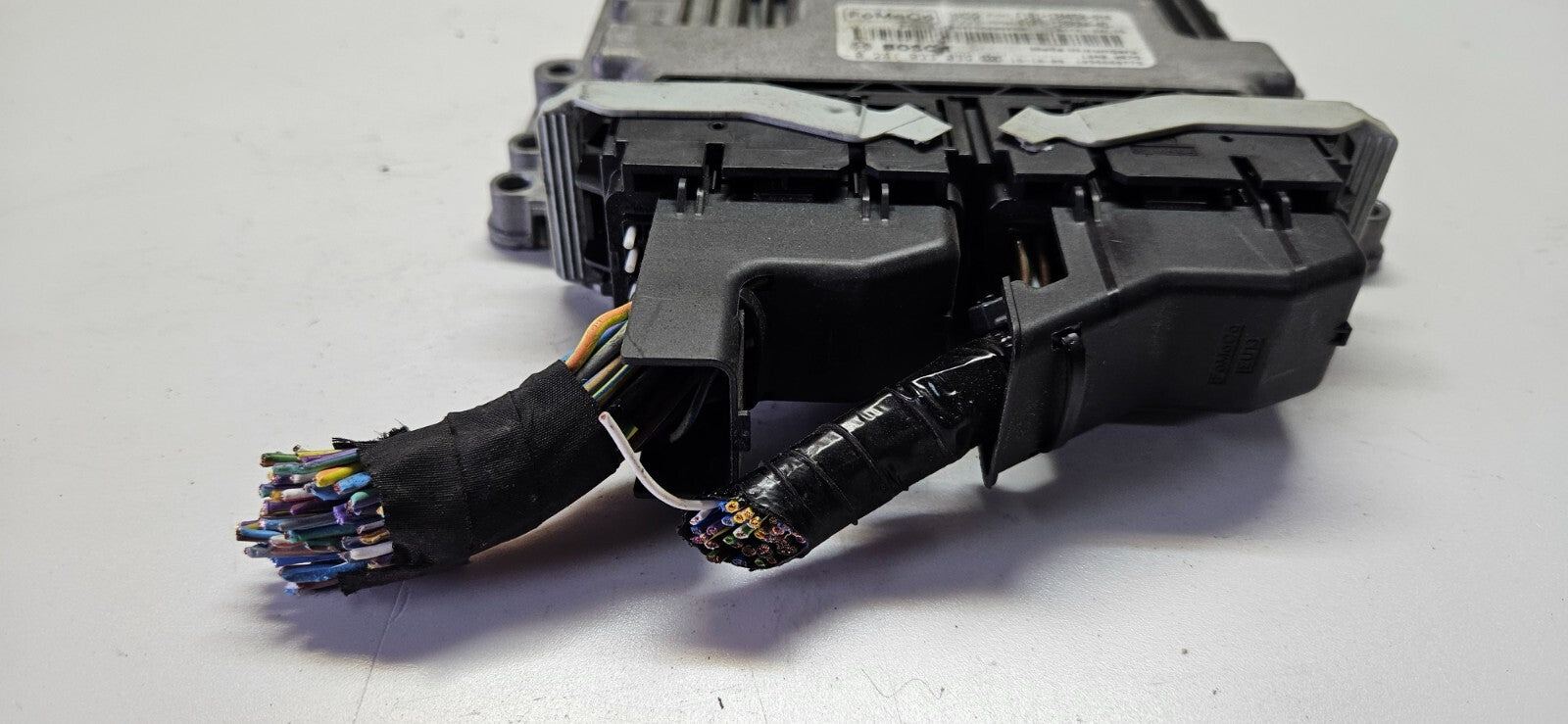 Ford Motorsteuergerät Steuergerät F1B1-12A650-AYA 0281033039