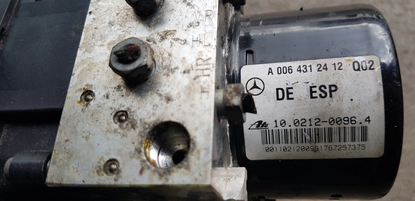 Mercedes W204 ABS Hydraulikblock Hydraulikaggregat A 2045454532 A 0064312412