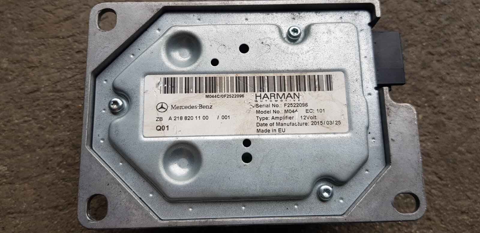 Mercedes W218 Verstärker Steuergeräte A 2188201100