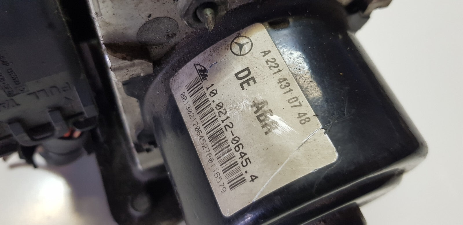 Mercedes W221 ABS Hydraulikblock Pumpe Steuergerät A 2219014700 A 2214310748