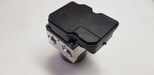 Toyota Hilux ABS Hydraulikblock Pumpe Steuergerät 44540-71500 89541-71530