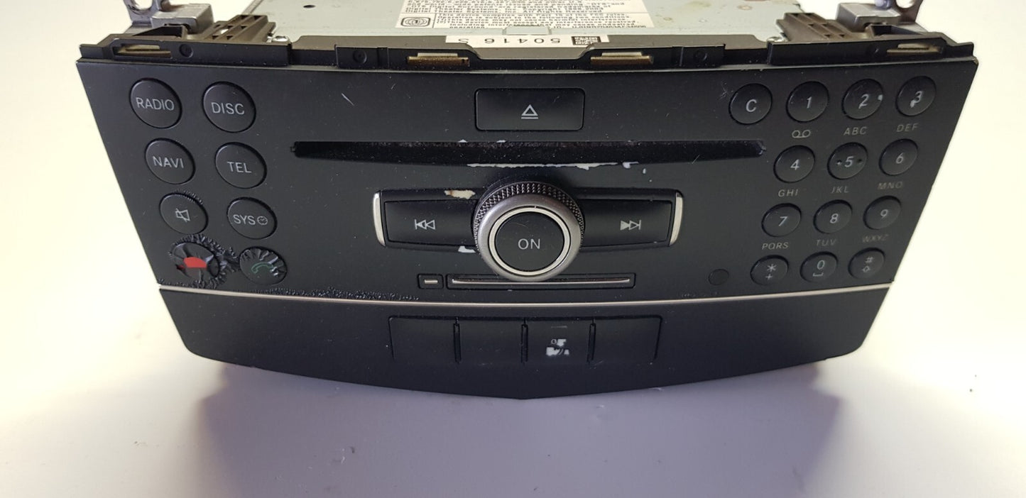 Mercedes W204 Headunit Comand Navigation A 2049063000 A 2048706989 mit PIN Code