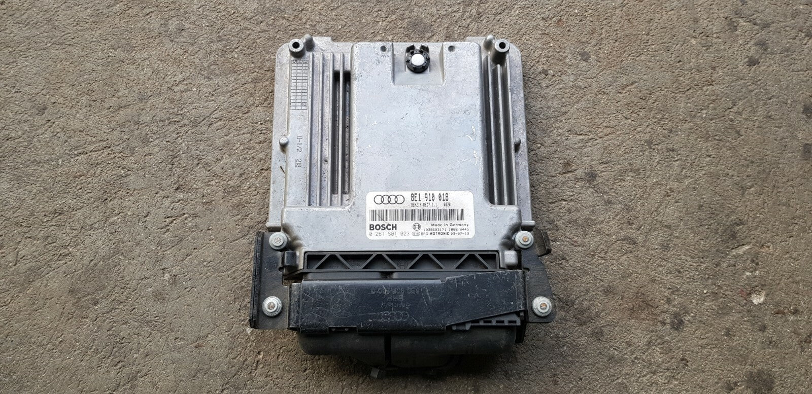Audi A4 Motorsteuergerät Steuergerät 8E1910018 0261S01023 PLUG&PLAY