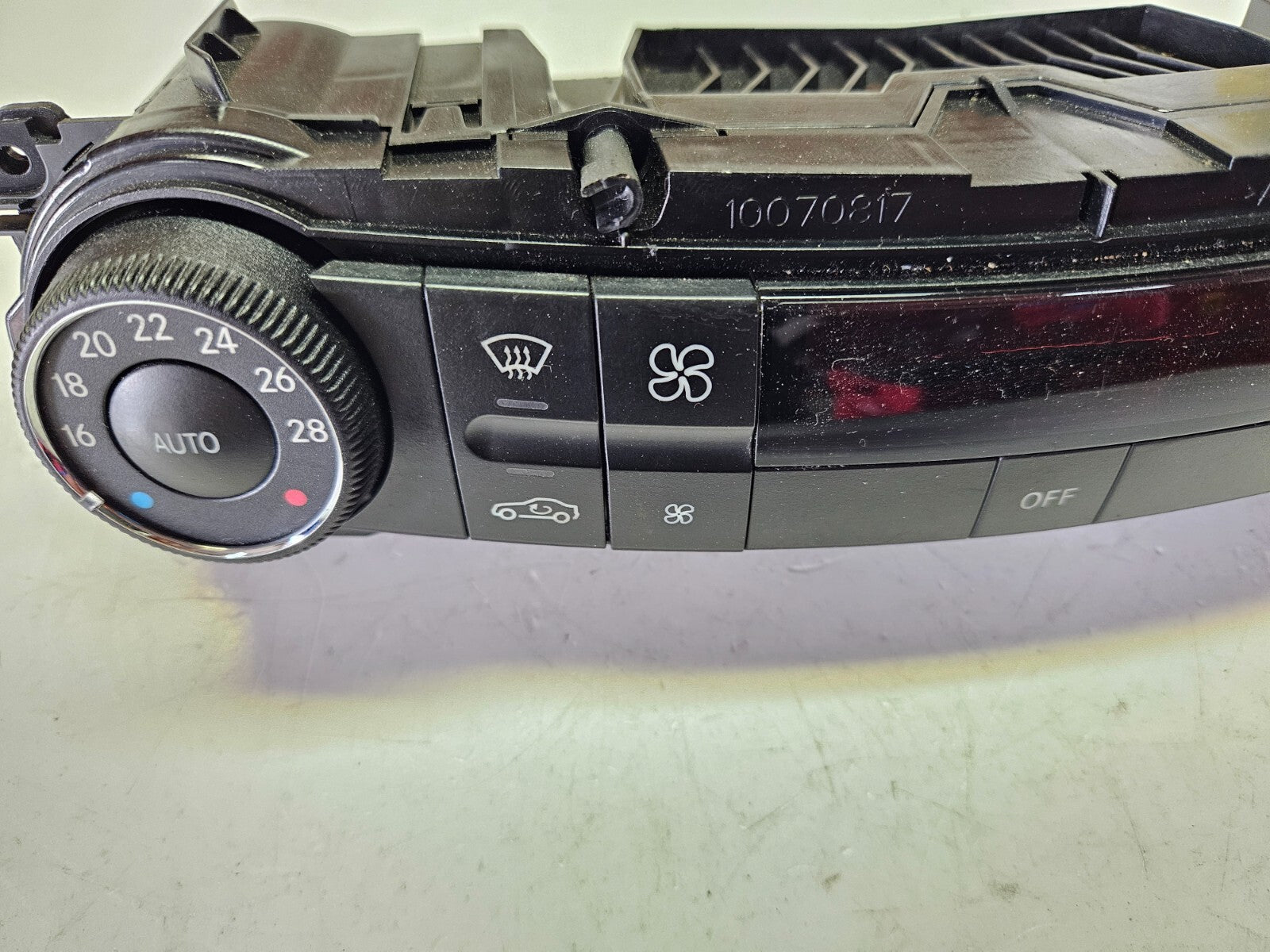 Mercedes E-Klasse W211 Klimabedienteil Bedienteil 2118300890 Q:0006 ♻️