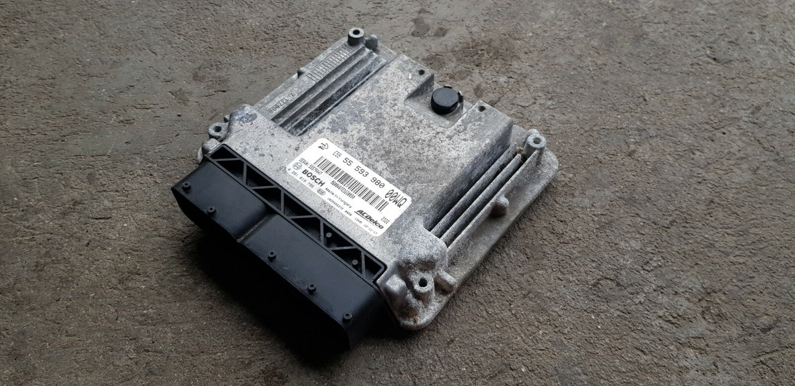 Opel Corsa Motorsteuergerät Steuergerät 55593980 0281019795 00WQ