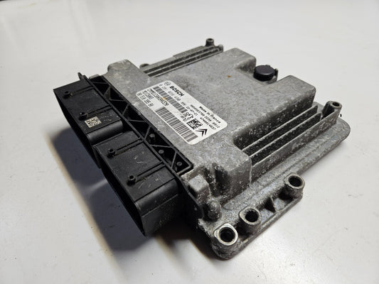 Opel Vivaro Motorsteuergerät Steuergerät 0281039490 9851039580 MD1CS003 ♻️