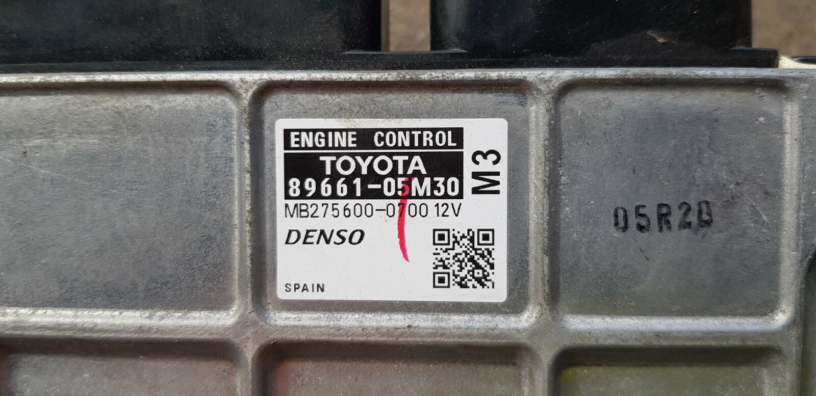 Toyota Motorsteuergerät Steuergerät 89661-05M30 MB275600-0700