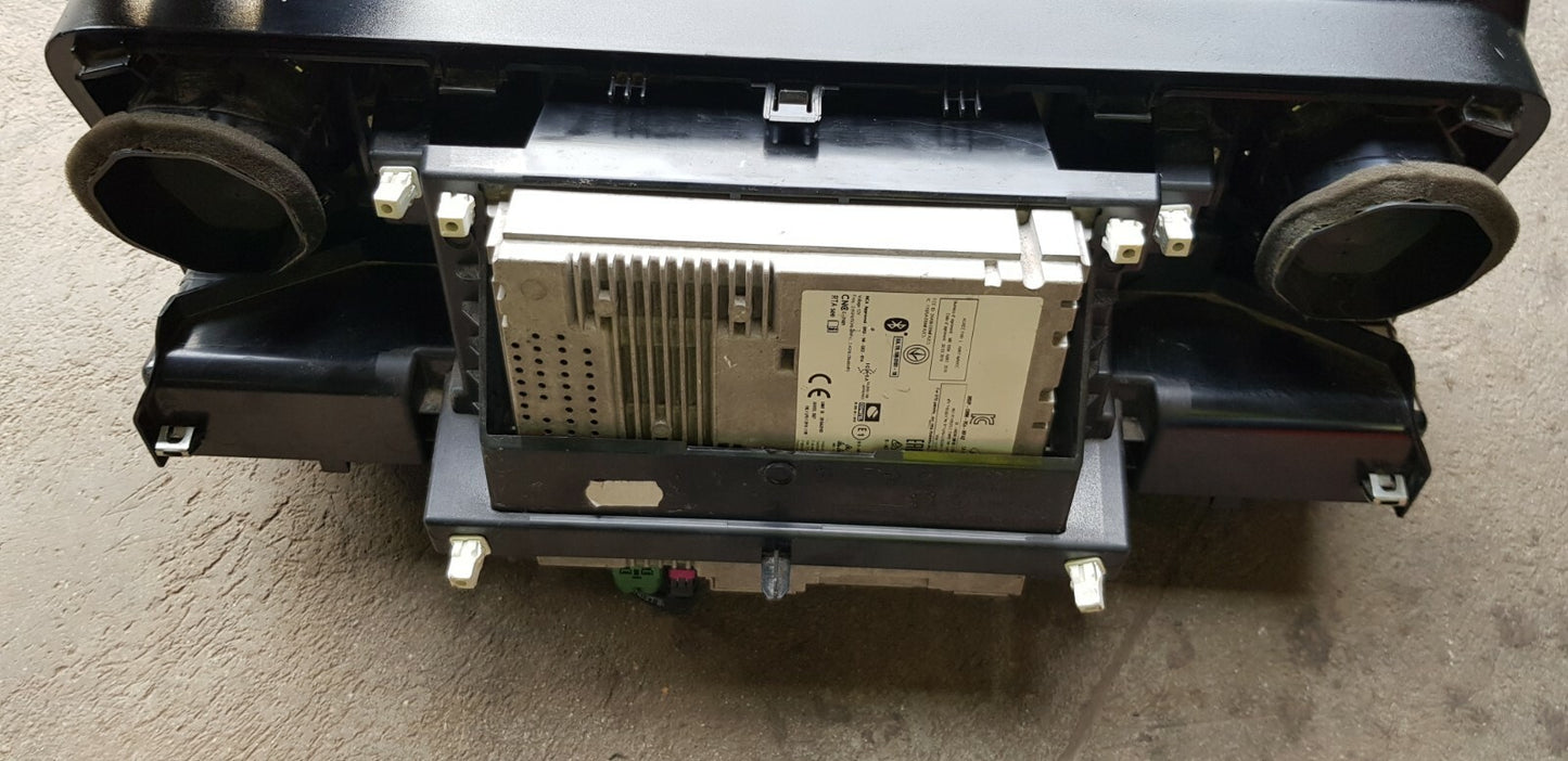 Mercedes Sprinter 907 Bildschirm mit Radio Steuergerät 9079008703 9079001703