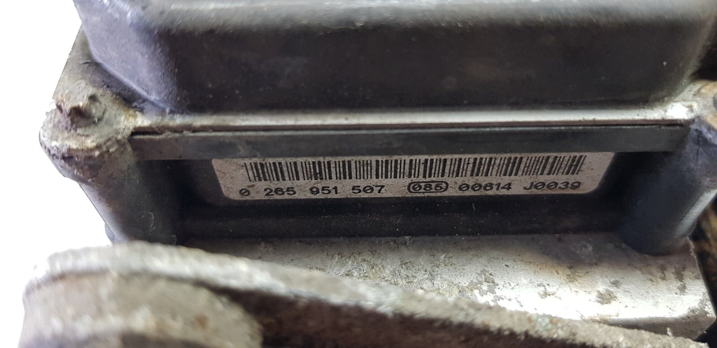 Mercedes Vito Viano ABS Hydraulikblock Hydraulikaggregat A 0074311612 0265951507