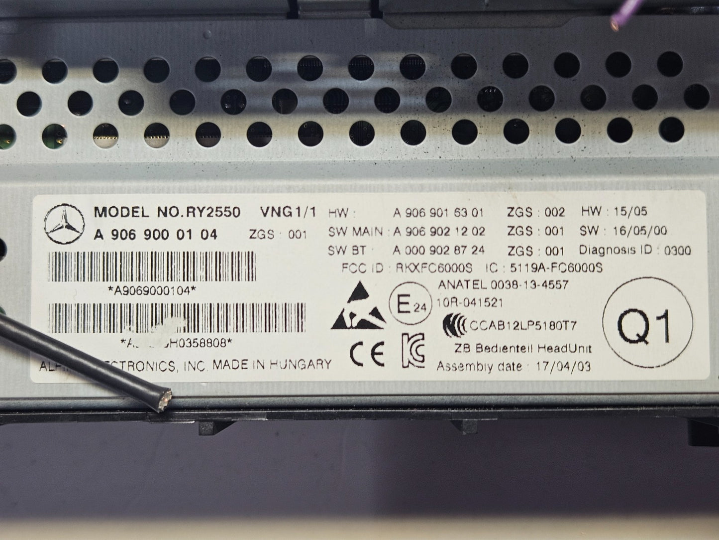 Mercedes Sprinter Headunit Navigationssystem Radio A 9069000104 mit PIN Code ♻️