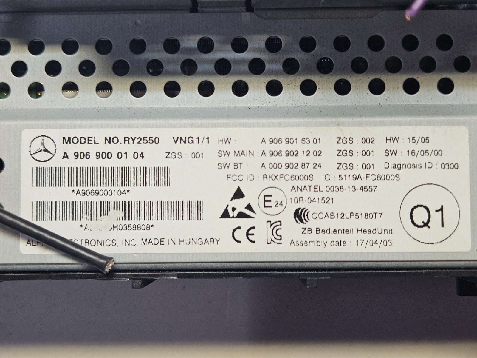 Mercedes Sprinter Headunit Navigationssystem Radio A 9069000104 mit PIN Code ♻️