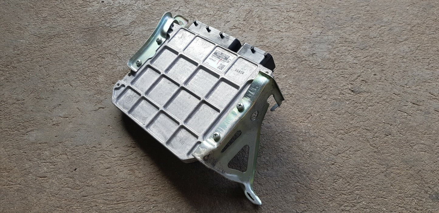 Toyota Motorsteuergerät Steuergerät 89661-05M30 MB275600-0700