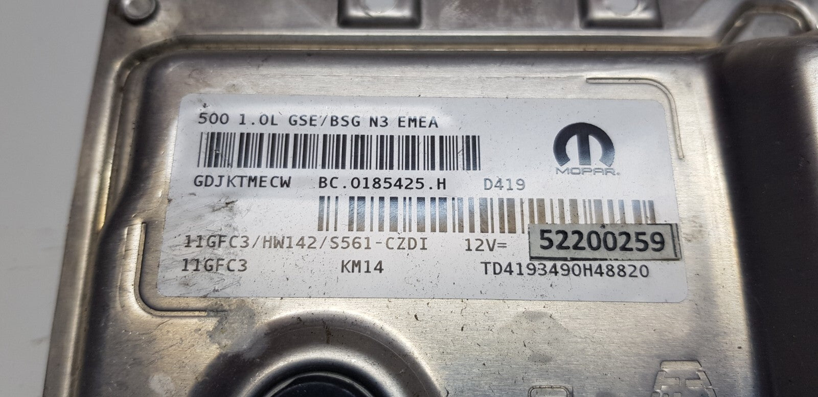 Fiat 500 Motorsteuergerät Steuergerät 52200259 11GFC3 HW142