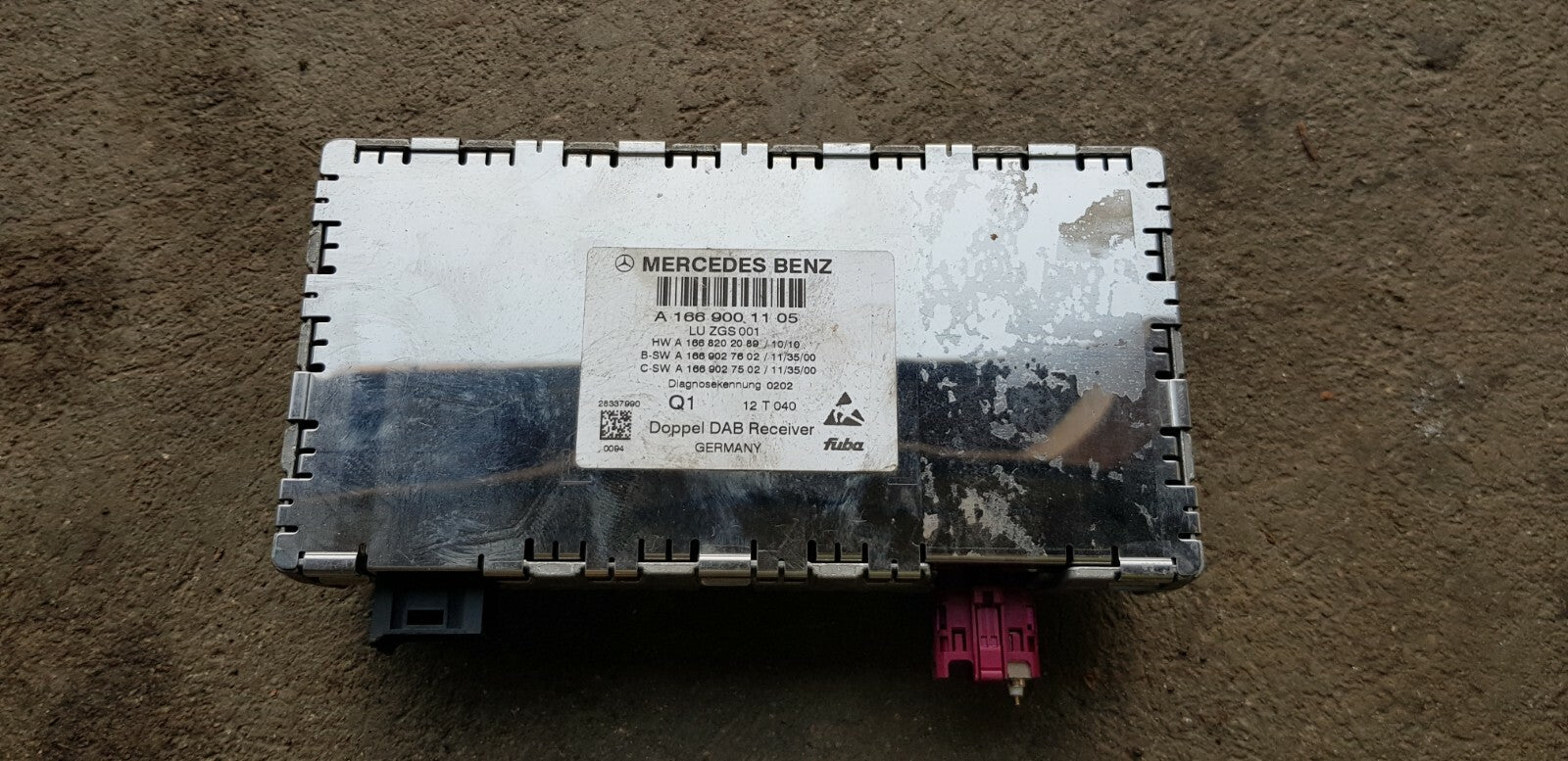 Mercedes DAB Audio Steuergerät A 1669001105 A 1668202089