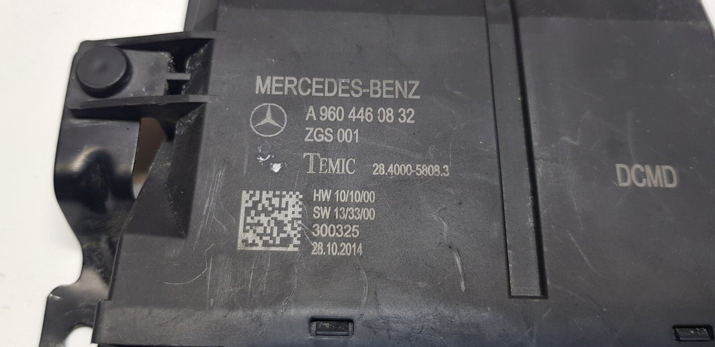 Mercedes Actros MP4 Türsteuergerät Steuergerät A 9604460832 28.4000-5808.3