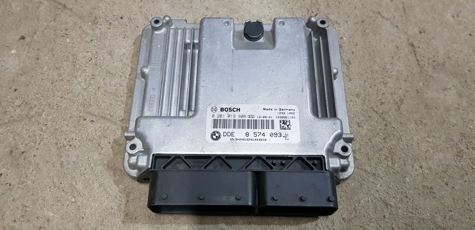 BMW Motorsteuergerät Steuergerät DDE 8574093 -01 0281019808